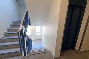Nähe Zentrum! Oberste Etage! Freie 2-Zimmer-ETW inkl. TG-Duplexparker! – Die vollständige Adresse der Immobilie erhältst du vom Anbieter., 90763 Nördliche Südstadt, Fürth – Vorschaubild 12