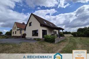 Zwei Häuser und ein Traumgrundstück mit Teich, Pool und viel Platz für Freizeit und Hobby! – Pretzscher Allee 8, 6905 Bad Schmiedeberg – Vorschaubild 1