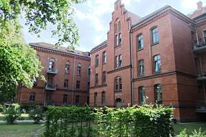 BEZUGSFREI! "Grand Palais du Lion": Exclusives Studio-Loft mit sonnigem Wintergarten