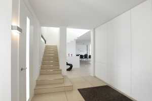 Exklusives Anwesen im Bauhaus-Stil in begehrter Feldrandlage  – Südliche Weinstraße (Kreis) – Vorschaubild 4