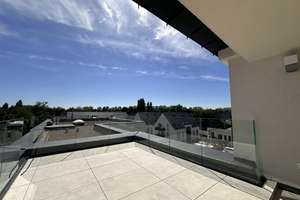 NEUBAU - Helle 4-Zimmer-Wohnung mit EBK und großer Sonnen-Terrasse – Ludenberger Straße 21, 40629 Ludenberg, Düsseldorf – Vorschaubild 2