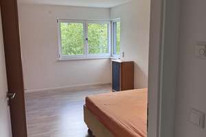 Ruhige 2 Zimmer-Gartenwohnung in München-Trudering – Die vollständige Adresse der Immobilie erhältst du vom Anbieter., 81825 Waldtrudering, München – Vorschaubild 4