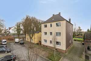 Re-Hillerheide: Top - Gepflegtes Mehrfamilienhaus/6 Wohnungen/ 5 Garagen/ Stellplätze/ Garten – Recklinghausen (Kreis) – Vorschaubild 1