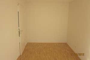 Schöne 2-Zimmer-Wohnung mit EBK und TG-Stellplatz – Hochstiftsweg 9, 81925 Oberföhring, München – Vorschaubild 6