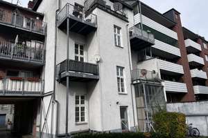 DOMINI bietet: Aachen-Frankenberg! Charmante 2 ZKDBBalkon - Wohnung – Bismarckstr. 160, 52066 Frankenberg, Aachen – Vorschaubild 2
