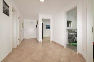 Sehr gepflegte 3-Zimmer-Wohnung mit Sonnenbalkon in Wiesbaden-Kohlheck – Die vollständige Adresse der Immobilie erhältst du vom Anbieter., 65199 Dotzheim, Wiesbaden – Vorschaubild 3