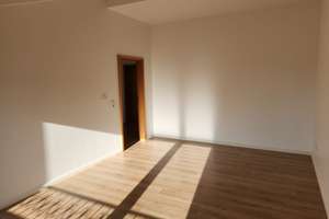 Im Grünen gelegene großzügige  Terrassenwohnung mit weitem Ausblick in einem 2-Fam. Architektenhaus – Die vollständige Adresse der Immobilie erhältst du vom Anbieter., 64291 Arheilgen, Darmstadt – Vorschaubild 13