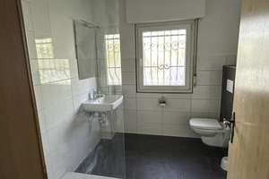 Bremerhaven Schiffdorfer Damm // Ihr neues Zuhause mit viel Platz und grünem Rückzugsort – Die vollständige Adresse der Immobilie erhältst du vom Anbieter., 27574 Schiffdorferdamm, Bremerhaven – Vorschaubild 8