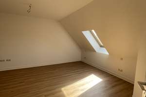 Wohncharme auf zwei Ebenen – Maisonettewohnung in Dresden-Klotzsche – Königsbrücker Landstr. 66b, 1109 Klotzsche (Stadtteil), Dresden – Vorschaubild 8