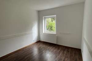 Doppelhaushälfte mit kleinem Garten in Düsseldorf-Lohausen – Bredelaerstraße 75, 40474 Lohausen, Düsseldorf – Vorschaubild 7