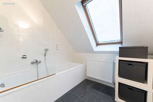 Ein Zuhause zum Ankommen – Elegante Maisonette mit Wohlfühlatmosphäre – Die vollständige Adresse der Immobilie erhältst du vom Anbieter., 45259 Heisingen, Essen – Vorschaubild 10