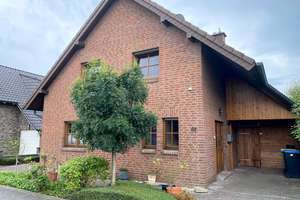 Einfamilienhaus zum Wohlfühlen in 1A-Lage – Die vollständige Adresse der Immobilie erhältst du vom Anbieter., 47574 Goch – Vorschaubild 2