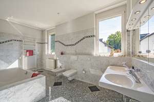 Property thumbnail 18