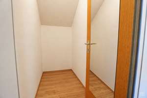 Schöne ca. 62 m² große 2-Zimmer-Wohnung mit Loggia, modernem Tageslichtbad und Einbauküche in – Die vollständige Adresse der Immobilie erhältst du vom Anbieter., 58093 Emst, Hagen – Vorschaubild 11