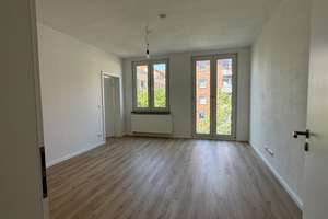 Kernsanierte 4-Zimmer-Wohnung mit zwei Balkonen | Linden-Mitte