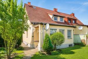 Solide Basis für Ihr neues Zuhause – Doppelhaushälfte mit Entwicklungsmöglichkeiten – Die vollständige Adresse der Immobilie erhältst du vom Anbieter., 99098 Vieselbach, Erfurt – Vorschaubild 3