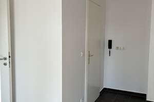 FREI! 2-Zimmer Dachterrassentraum in Trudering inkl. 30 QM großem Hobbyraum + extra Keller – Stieglitzweg 8, 81827 Waldtrudering, München – Vorschaubild 9