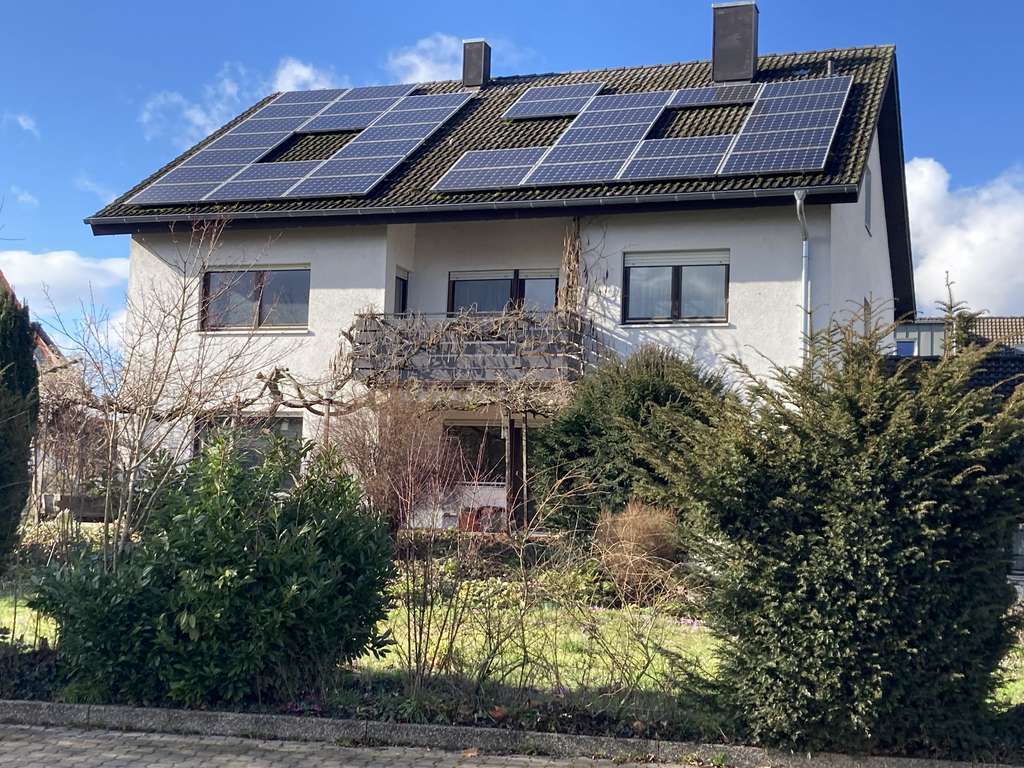 Immobilie in Au am Rhein - Geräumiges 8-Zimmer-Haus in Au am Rhein, Baujahr 1976 - Bild 0