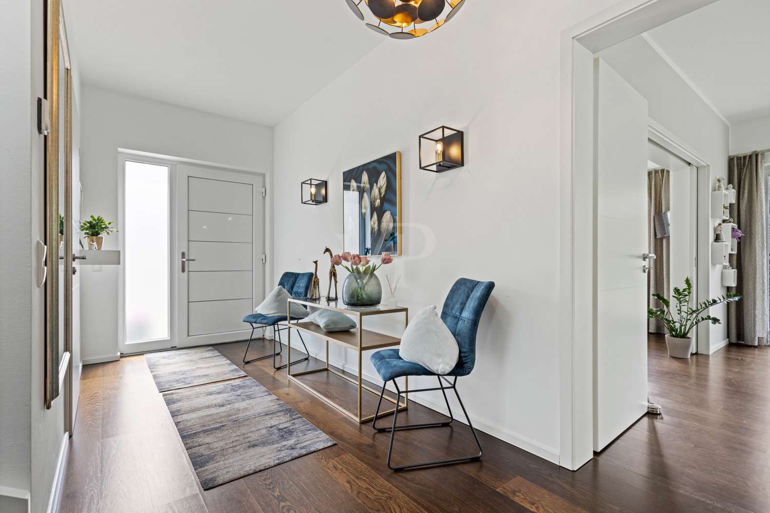 Immobilie in Elmenhorst/Lichtenhagen - 2 km vom Strand entfernt - Moderner, energieeffizienter Wohntraum mit herrlichem Grundstück in gehob - Bild 7