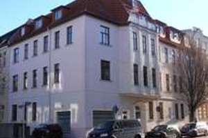 Großzügige 2-Raum-Wohnung mit schicker EBK und großem Balkon ins Grüne in Stadtfeld-Ost – 39108 Stadtfeld Ost, Magdeburg – Vorschaubild 2