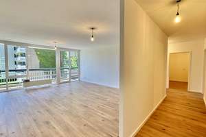 Vollständig renovierte 4-Zimmer-Wohnung im 3. OG mit 2 Balkonen und Garage in Köln-Weiden – Lübecker Str. 13, 50858 Weiden, Köln – Vorschaubild 2