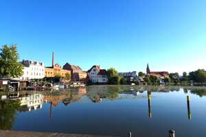 Auffallend prächtiges Mehrfamilienhaus in Brandenburg – Brandenburg an der Havel – Vorschaubild 1