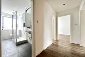 Modernes Wohnen in zentraler Lage – frisch renovierte 2-Zimmer-Wohnung – Deweerthstr. 43, 42107 Wuppertal – Vorschaubild 1