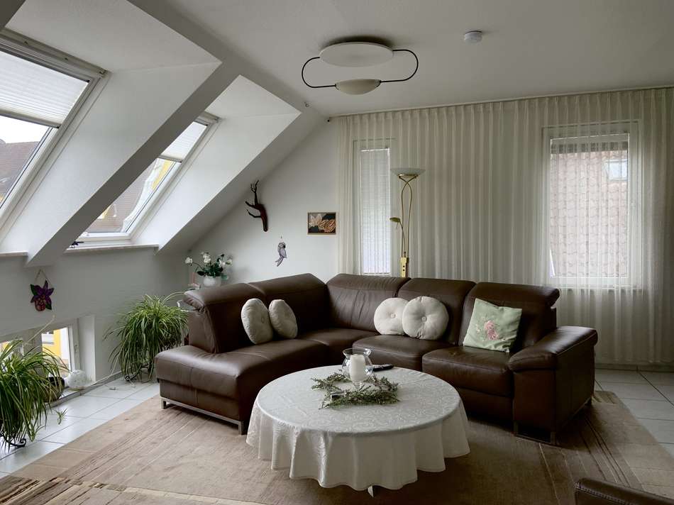 Wohnzimmer im Dachgeschoss