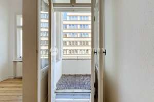 BEZUGSFREI: 3-Zi.-Altbauwohnung, Balkon, Stuck, Dielen für den individuellem Gestaltungsspielraum! – 10713 Wilmersdorf, Berlin – Vorschaubild 22