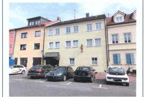 Gepflegte helle Wohnung mit drei Zimmern und EBK in Bamberg nähe Bahnhof