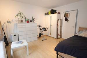 Stuttgart-Mitte: Hochwertig renovierte Wohnung in Bestlage – Die vollständige Adresse der Immobilie erhältst du vom Anbieter., 70176 Rosenberg, Stuttgart – Vorschaubild 3