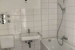 Lust auf Veränderung: ansprechende 2-Zimmer-Wohnung – Rosenstr. 24, 70182 Rathaus, Stuttgart – Vorschaubild 3