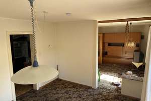 Renovierungsbedürftiges Haus in Innenstadtlage mit Garage, Stellplatz und 2 großen Terrassen – Die vollständige Adresse der Immobilie erhältst du vom Anbieter., 57072 Siegen, Siegen – Vorschaubild 13