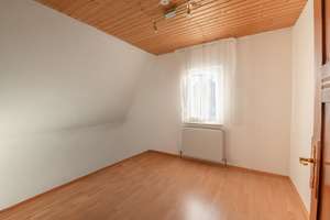 !!! Auch für Kapitalanleger: 121m² / 4,5 Zi. / 2 Bäder / EBK / Balkon / Gartennutzung / Garage !!! – Die vollständige Adresse der Immobilie erhältst du vom Anbieter., 74080 Böckingen, Heilbronn – Vorschaubild 7