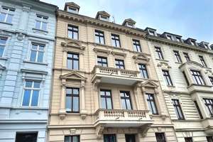 Wohnen im stilvollen Altbau