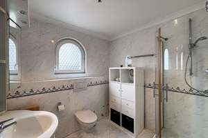 VILLA mit POOL   :::   WI - MITTEN IM MÄRCHENLAND – Die vollständige Adresse der Immobilie erhältst du vom Anbieter., 65199 Dotzheim, Wiesbaden – Vorschaubild 15