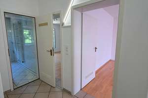 Schöne helle 3 Zimmerwohnung mit EBK und Balkon - Neu-Ulm Stadtmitte – Luitpoldstr. 32, 89231 Neu-Ulm – Vorschaubild 12