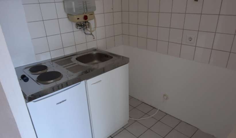 Schöne 1 Zimmer Wohnung mit Balkon - Photo 3
