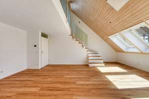 +++ frisch renoviert - DG-Maisonette-Galerie - Fußboden-Hzg. - 2 Bäder - Blk. & Fernblick - EBK +++ – Wikingerweg 2, 70439 Stammheim-Süd, Stuttgart – Vorschaubild 4