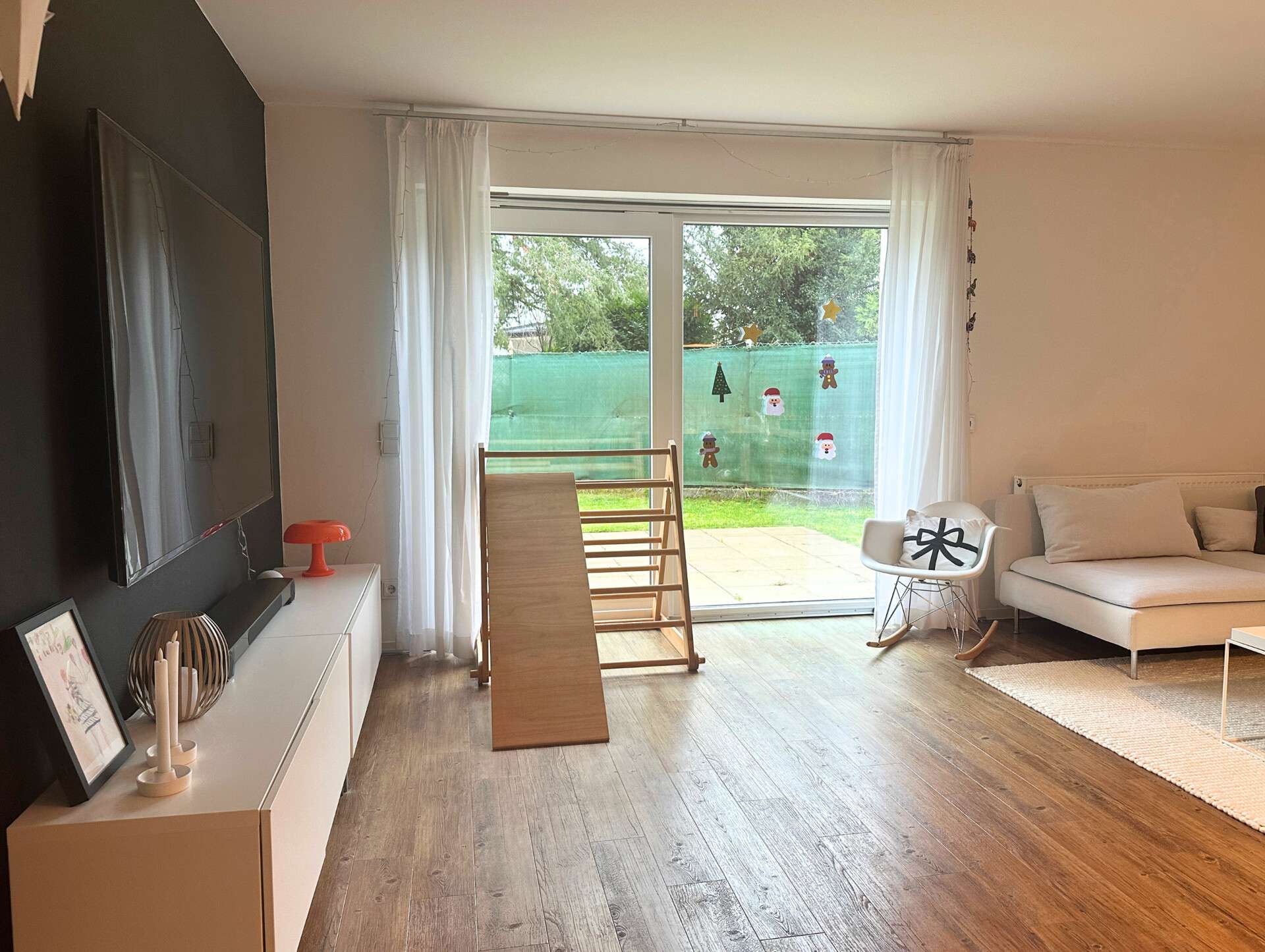 Immobilie in Erzhausen - VIEL PLATZ FÜR FAMILIE, HOME OFFICE & GÄSTE: Modernisiertes EFH +  Einliegerwohnung (vermietet) - Bild 10