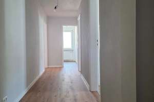 Kernsanierte 3-Zimmer-Wohnung in Traumlage am Nymphenburger Kanal – Bernabeistraße 7, 80639 Nymphenburg, München – Vorschaubild 2