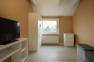 Stilvolles Reihenhaus in Kiel – sonniger Garten, moderne Technik und Raum für Ihre Wohnideen – Die vollständige Adresse der Immobilie erhältst du vom Anbieter., 24109 Mettenhof, Kiel – Vorschaubild 19
