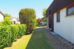 Einfamilienhaus mit großem Garten in ruhiger,  unverbaubarer Aussichts- und Randlage – Die vollständige Adresse der Immobilie erhältst du vom Anbieter., 73265 Dettingen unter Teck – Vorschaubild 17