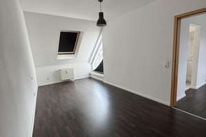 stilvolle 2-Zimmer-DG-Wohnung mit beeindruckender Raumhöhe - zentral in Mz-Kastel, von privat – Admiral-Scheer-Str. 11, 55252 Mainz-Kastel, Wiesbaden – Vorschaubild 11