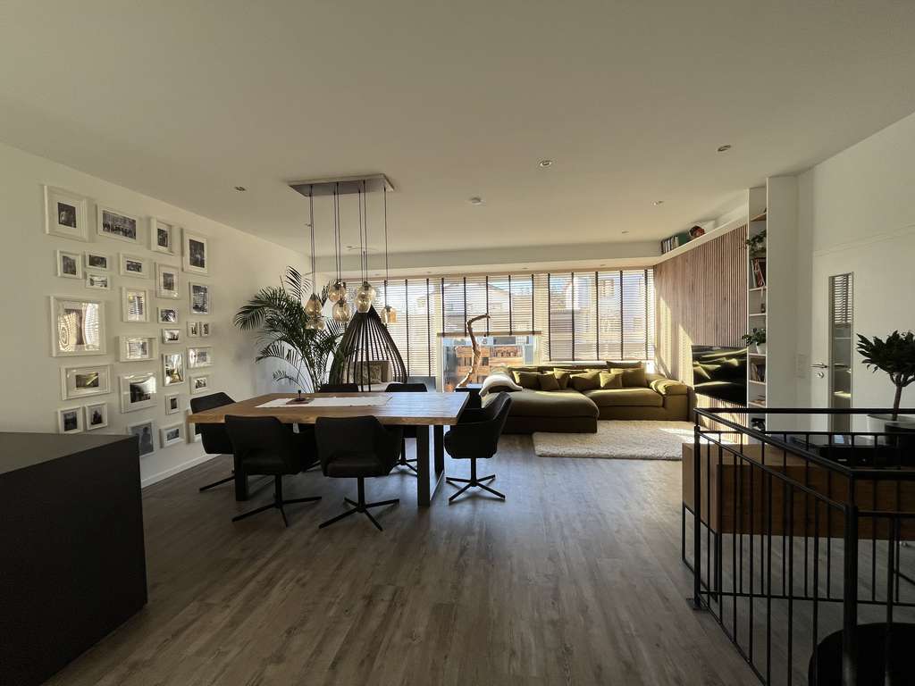 Immobilie in Moorenweis - Charmante 2,5-Zimmer Maisonette-Wohnung mit 134m² in Moorenweis - Bild 0