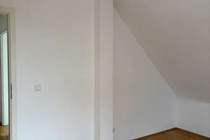 Helle, moderne 3-Zimmer Dachgeschosswohnung – Im Alten Bruch 45, 47259 Huckingen, Duisburg – Vorschaubild 6