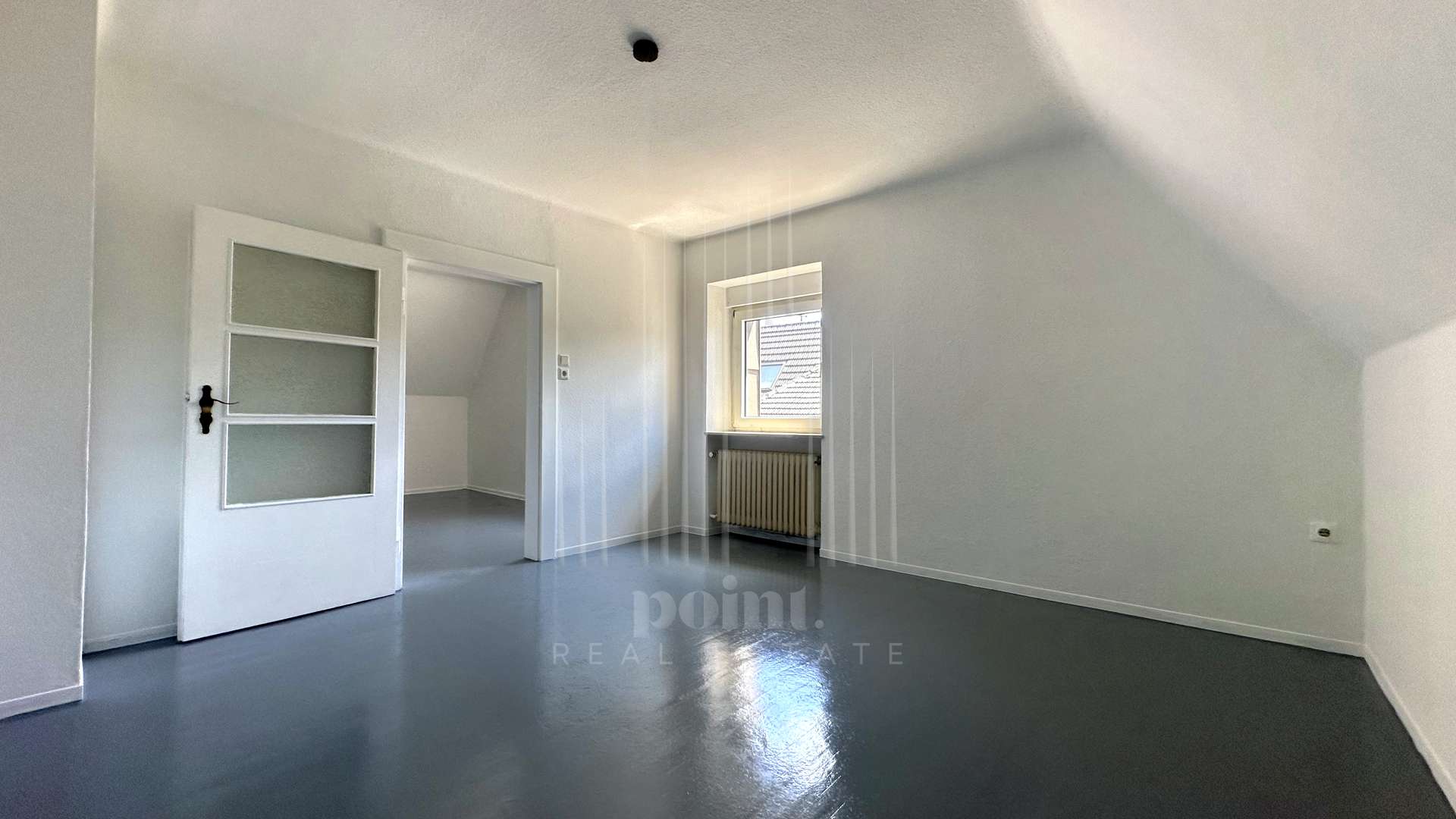 Immobilie in Altenkirchen - Großzügiges Einfamilienhaus mit Garten und Terrasse, voll unterkellert - Bild 5