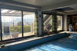 Etwas ganz Besonderes: Freistehendes Architektenhaus mit ELW, Pool, Doppelgarage und großem,so – Die vollständige Adresse der Immobilie erhältst du vom Anbieter., 74392 Freudental – Vorschaubild 3