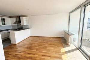 Großzügige 2-Zimmer-Wohnung in Maxvorstadt – Die vollständige Adresse der Immobilie erhältst du vom Anbieter., 80335 Sankt Benno, München – Vorschaubild 3