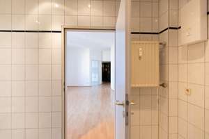 Attraktive 1-Zimmer-Wohnung in zentraler Aachener Wohnlage – vollständig renoviert – Die vollständige Adresse der Immobilie erhältst du vom Anbieter., 52072 Theater, Aachen – Vorschaubild 10